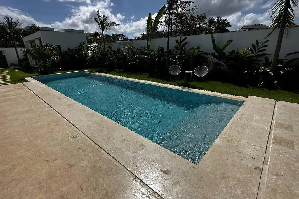 Private Pool Villa With Detached Suite 拉斯特拉纳斯