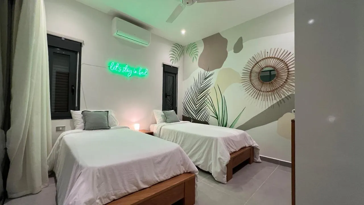 Private Pool Villa With Detached Suite 拉斯特拉纳斯